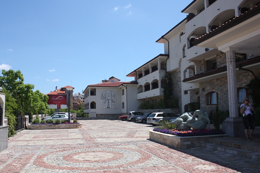 Болгария отели_2012 1215.jpg